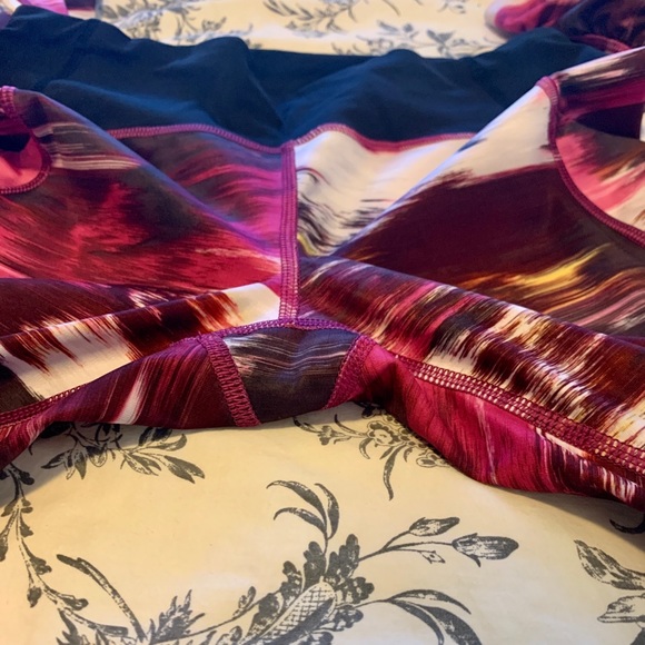 Lululemon Full Length “Speed up” Tight - Picture 6 of 8